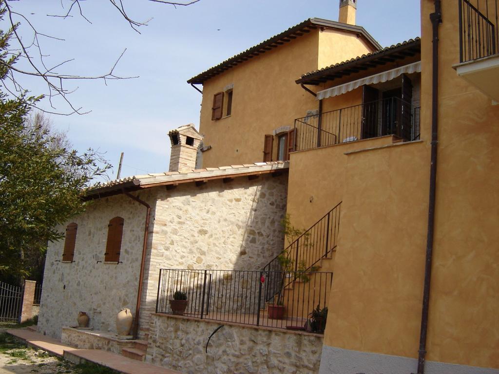 Casale Del Monsignore 斯波莱托 外观 照片